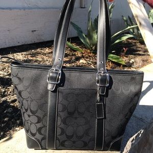 Coach handbag